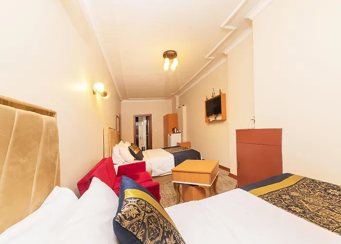 Liora Old City Hotel *